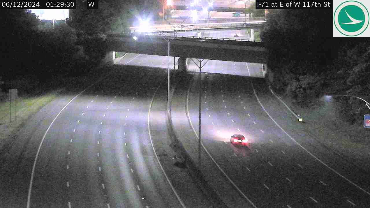 Traffic Cam I-71 at E of W 117th St