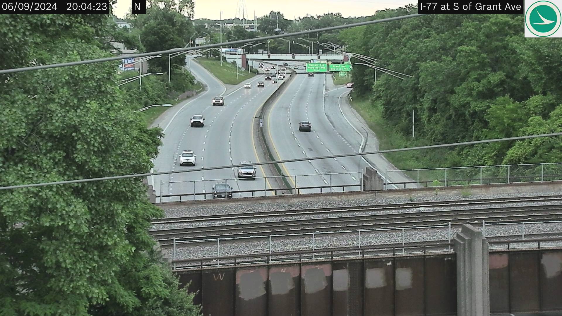 Traffic Cam I-77 at S of Grant Ave