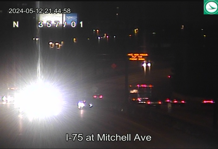 Traffic Cam I-75 at Mitchell Ave