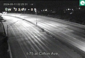 Traffic Cam I-75 at Clifton Ave